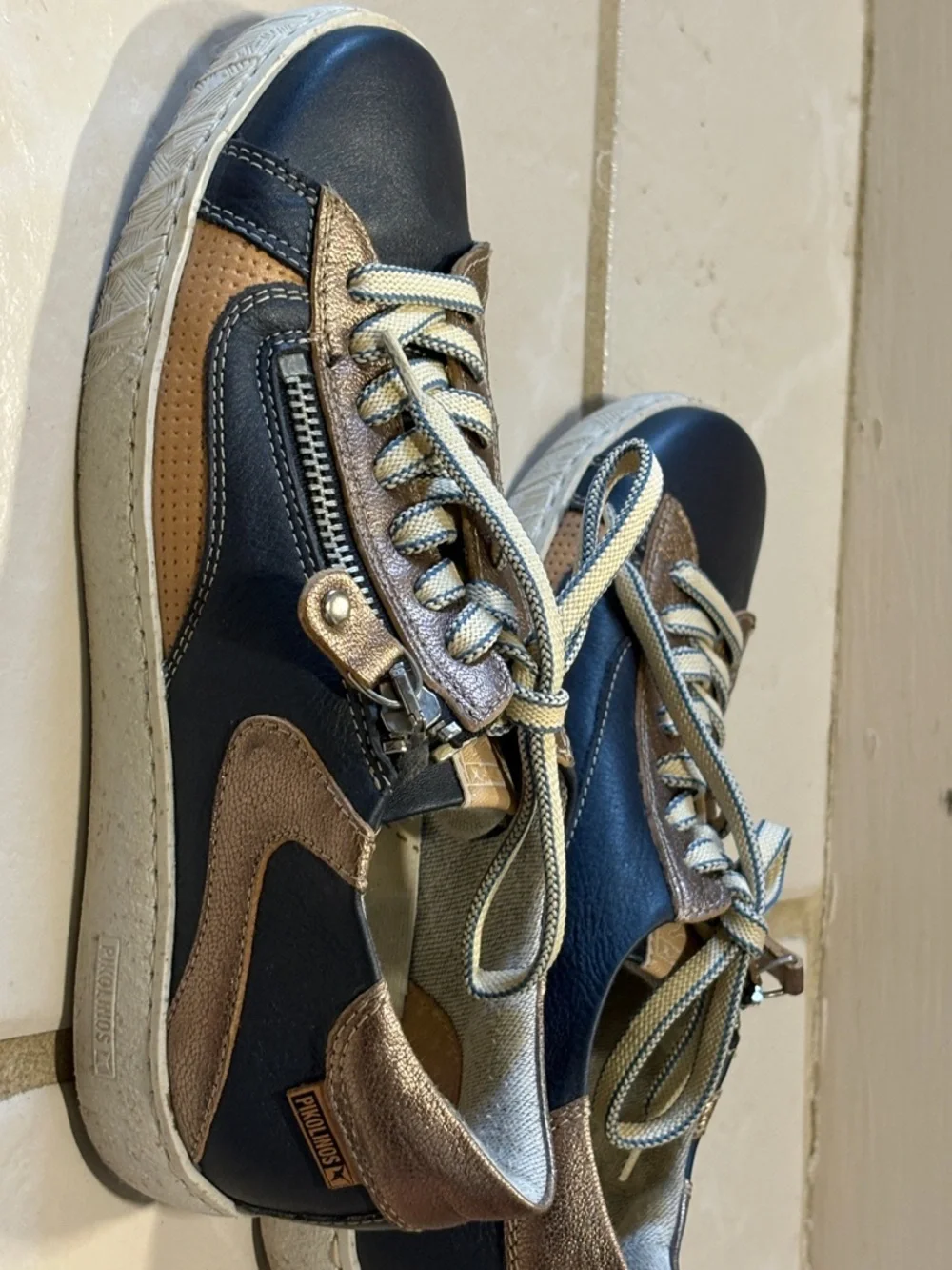 PIKOLINOS LANZAROTE Navy and Metallic Bronze Leather Casual Sneakers - Picture 5 of 9